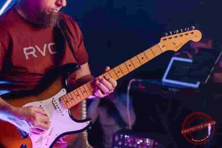 Recording Distorted Guitars – A Complete Guide